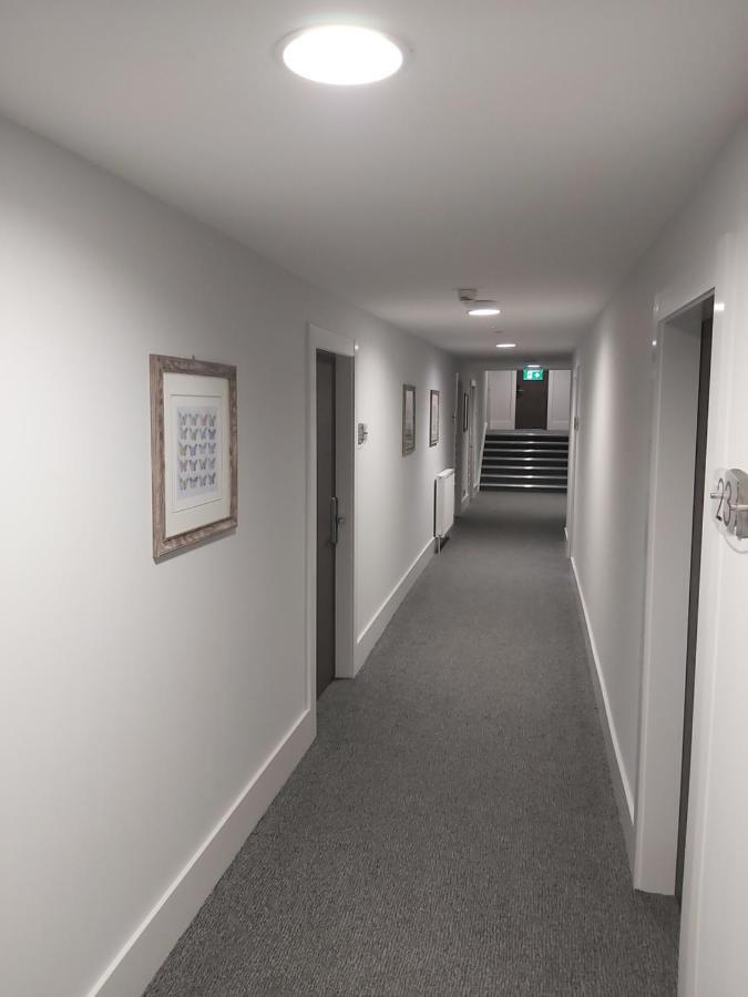Dean Park Hotel Kirkcaldy Exteriör bild