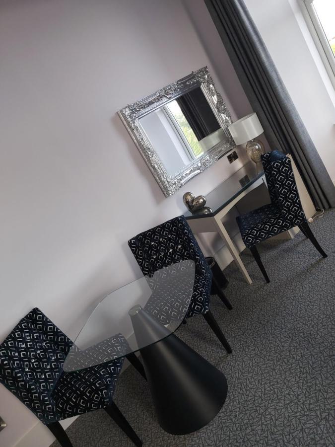 Dean Park Hotel Kirkcaldy Exteriör bild