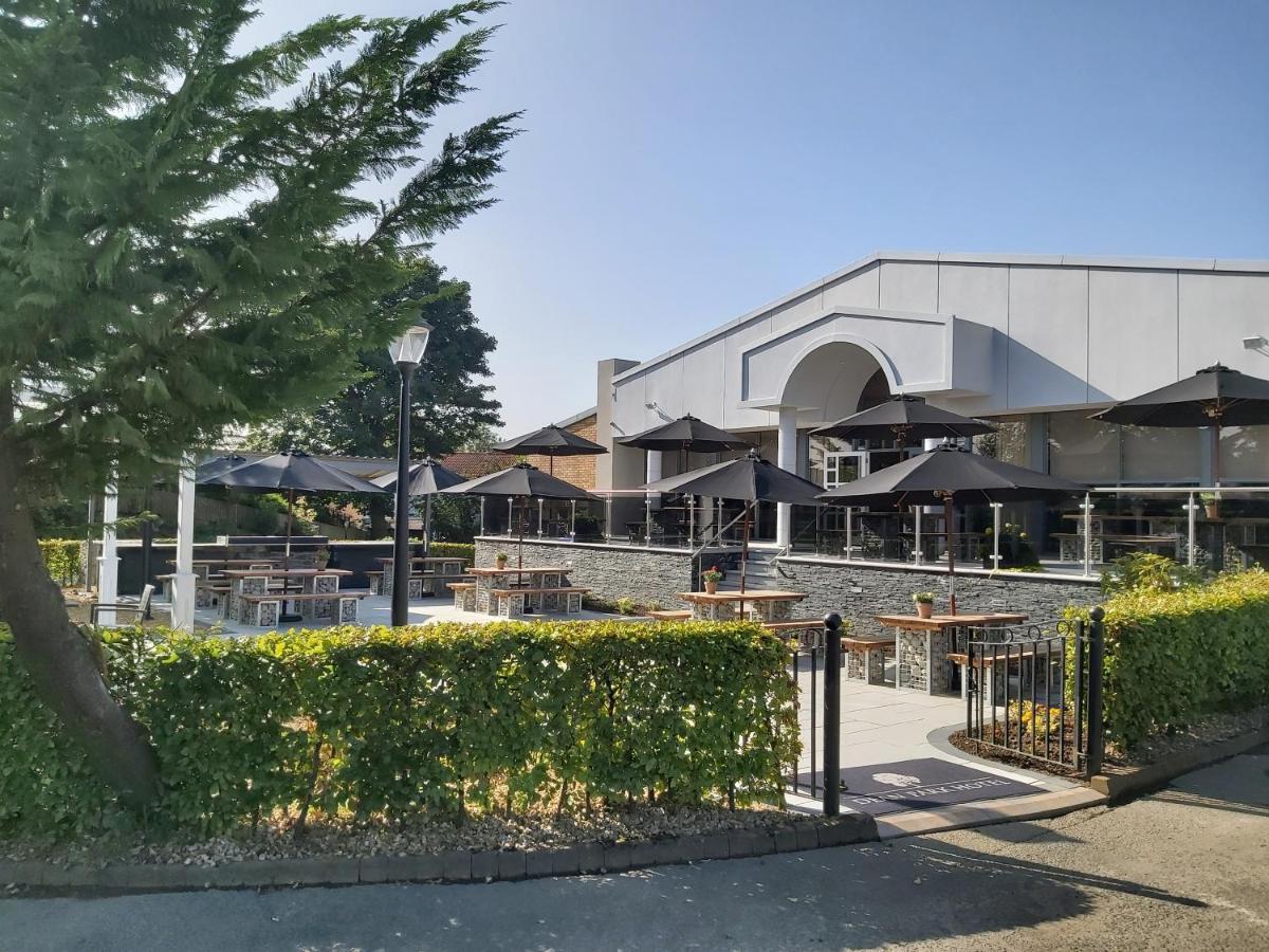 Dean Park Hotel Kirkcaldy Exteriör bild