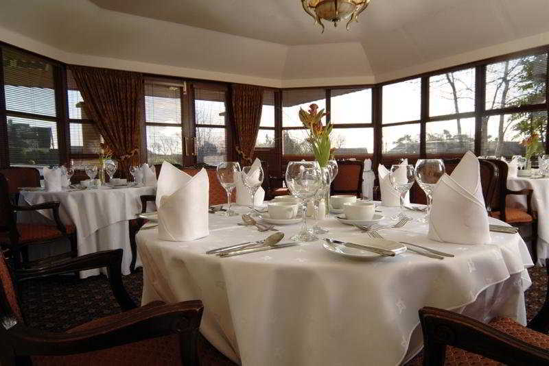 Dean Park Hotel Kirkcaldy Exteriör bild